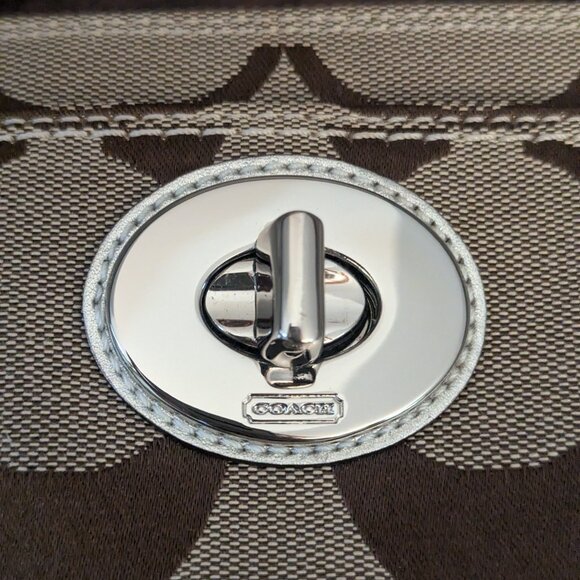 Coach Hampton Madeline Signature Satchel 11557 - Picture 9 of 11